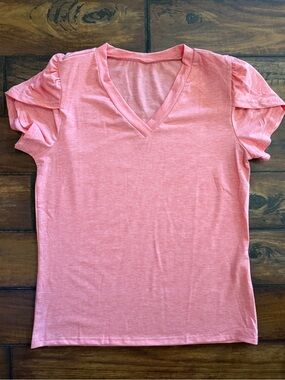 Women's New Without Tags Heathered Peach V-Neck Short Sleeve Top